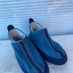 Acorn Women's Navy Blue Knit Forest Bootie Slippers Size 6.5/7.5